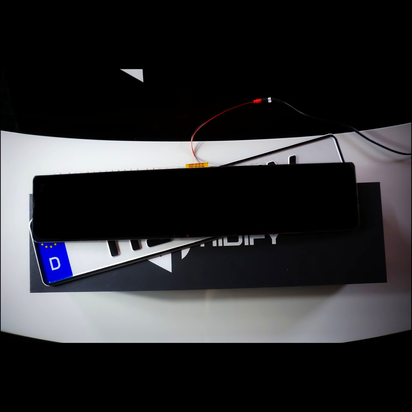 BLACKOUT PRIVACY PLATE